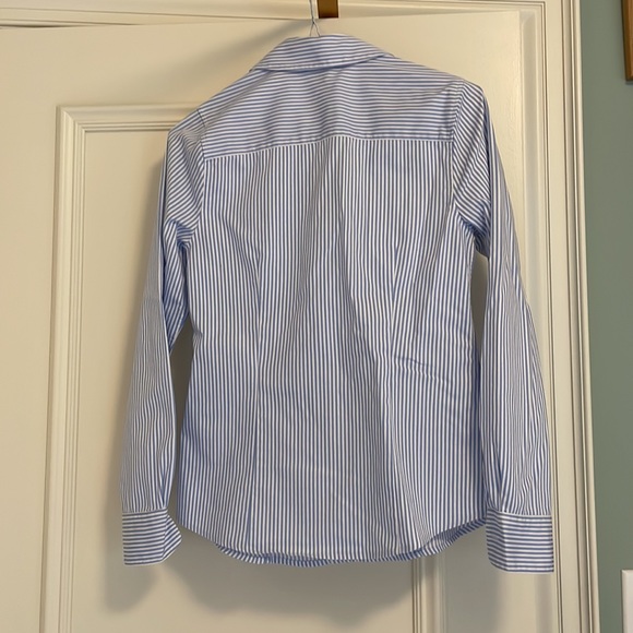 IMNYC striped button down with flattering darts for a slim fit - Picture 2 of 3